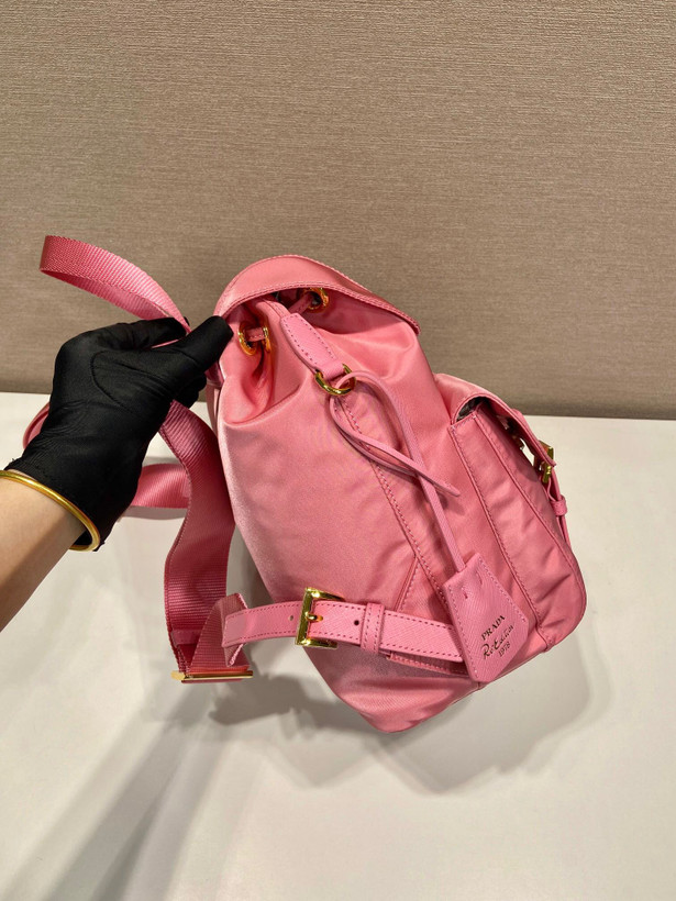 کیف کوله زنانه برند Prada