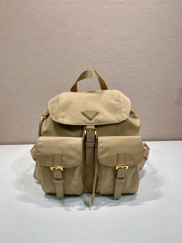 کیف کوله زنانه برند Prada