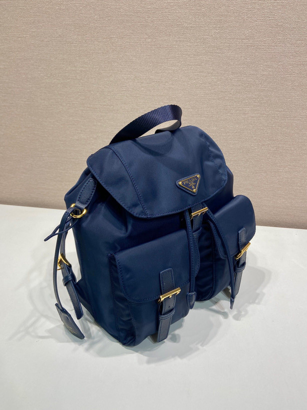 کیف کوله زنانه برند Prada