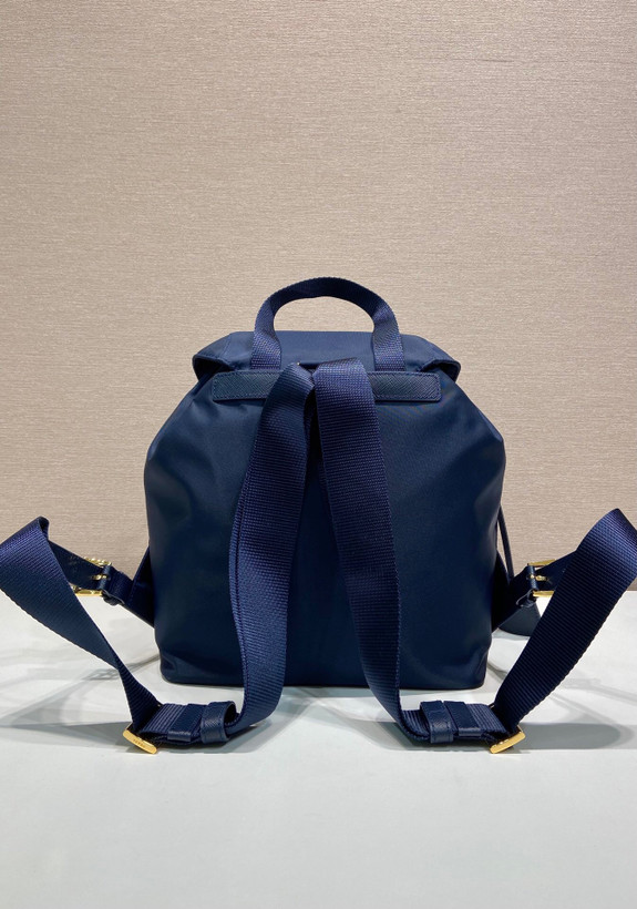 کیف کوله زنانه برند Prada