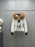 کاپشن زنانه برند Moncler