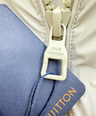 کاپشن برند Louis Vuitton