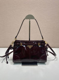 کیف زنانه برند Prada