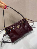 کیف زنانه برند Prada