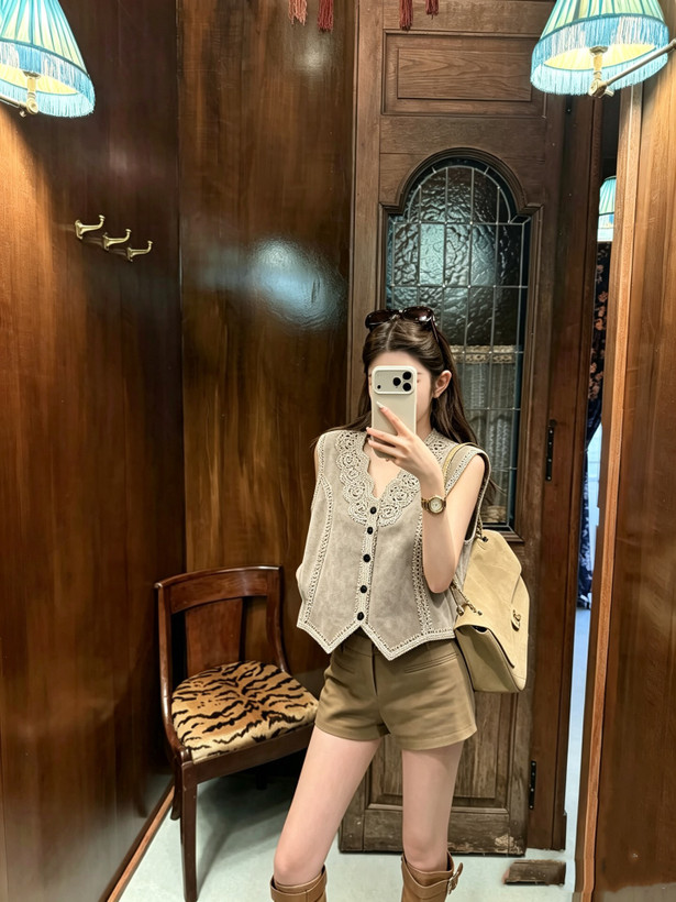 جلیقه چرم زنانه برند Ermanno Scervino