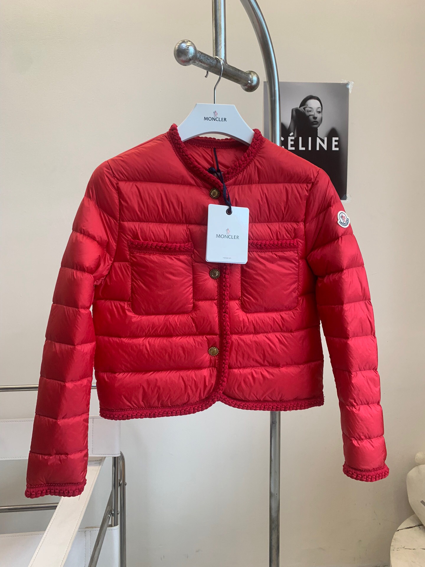 کاپشن زنانه برند Moncler