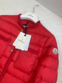 کاپشن زنانه برند Moncler