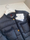 کاپشن زنانه برند Moncler