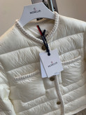 کاپشن زنانه برند Moncler