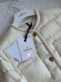 کاپشن زنانه برند Moncler