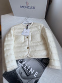 کاپشن زنانه برند Moncler