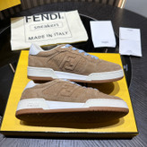 اسنیکر برند Fendi
