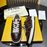 اسنیکر برند Fendi