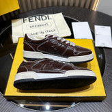 اسنیکر برند Fendi