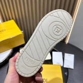اسنیکر برند Fendi