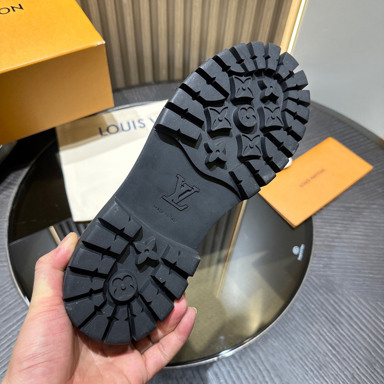 بوت مردانه برند Louis Vuitton