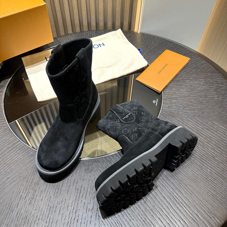 بوت مردانه برند Louis Vuitton