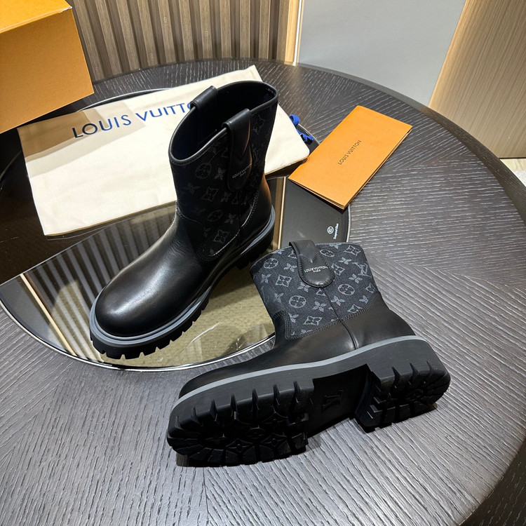 بوت مردانه برند Louis Vuitton