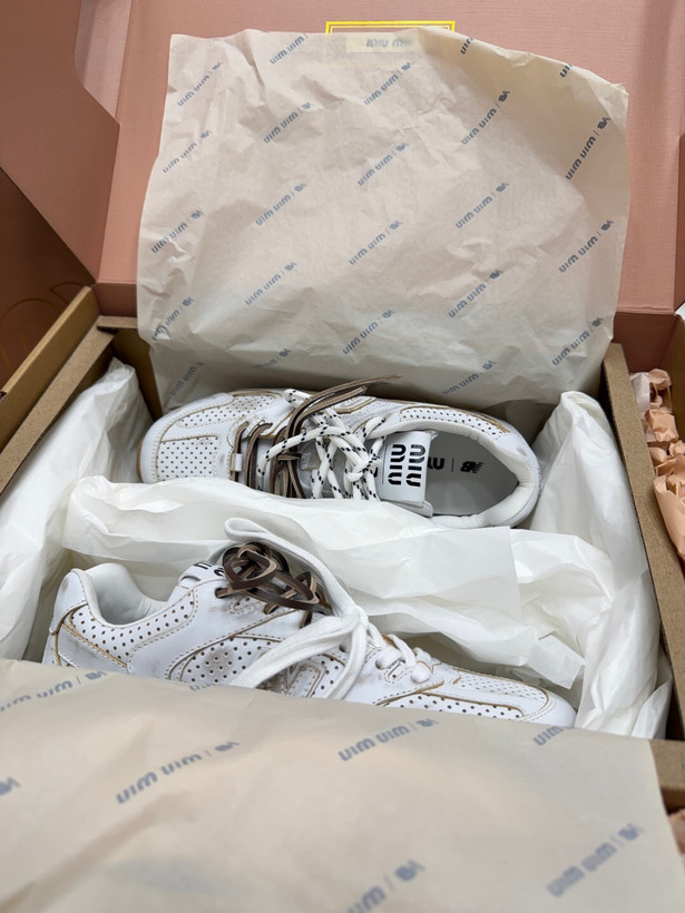 اسنیکر زنانه برند MiuMiu✖️newBalance