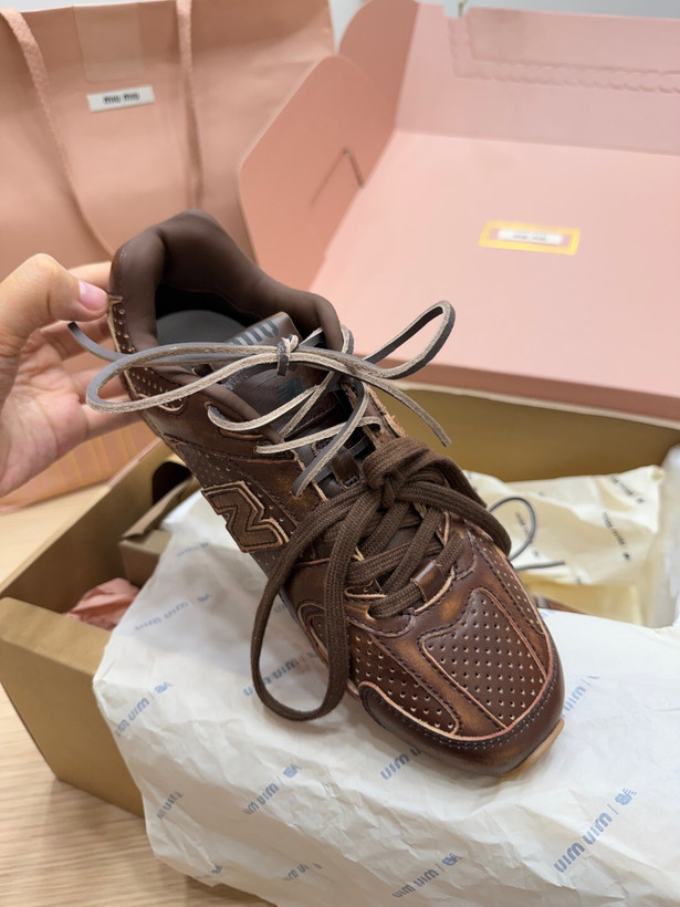 اسنیکر زنانه برند MiuMiu✖️newBalance