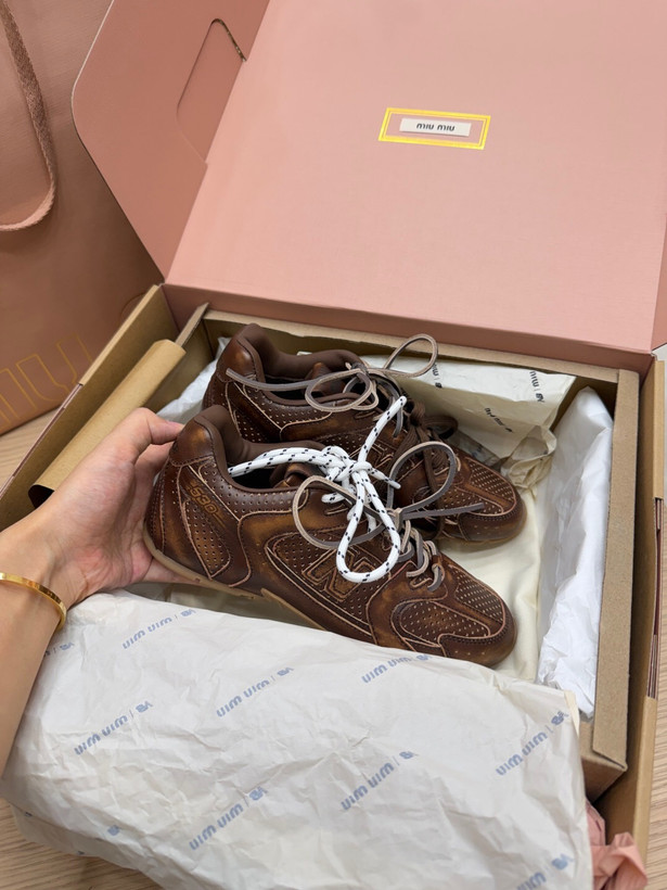 اسنیکر زنانه برند MiuMiu✖️newBalance