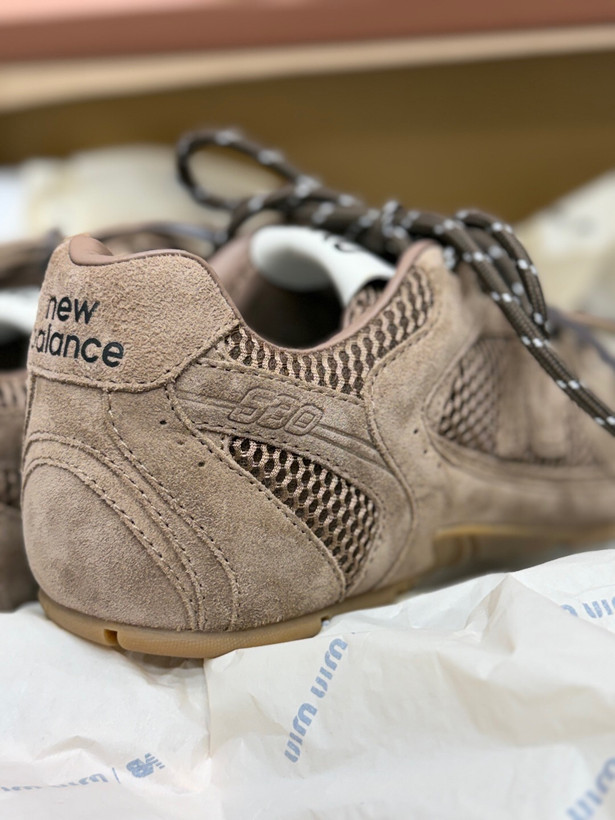اسنیکر زنانه برند MiuMiu✖️newBalance