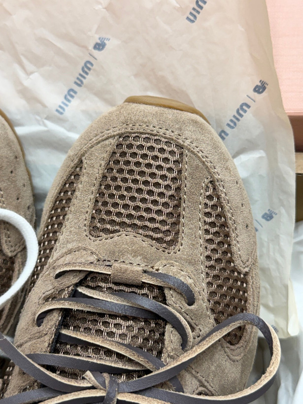 اسنیکر زنانه برند MiuMiu✖️newBalance