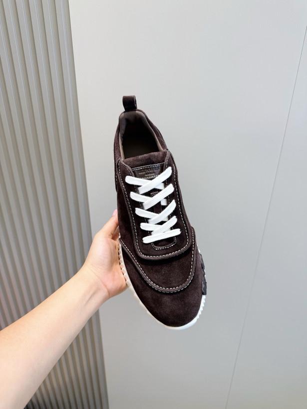 اسنیکر برند Hermes