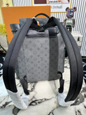 کیف کوله برند Louis Vuitton