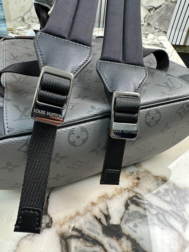 کیف کوله برند Louis Vuitton