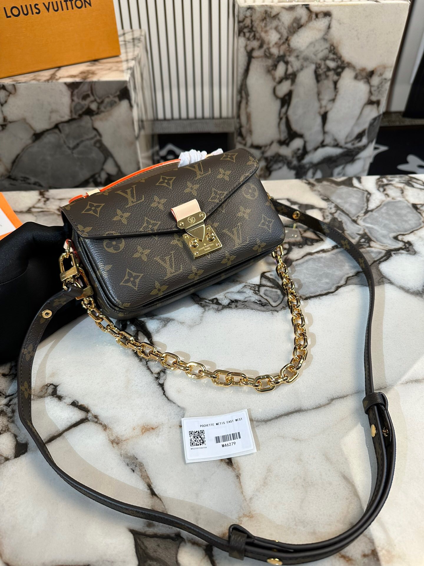 کیف زنانه برند Louis Vuitton