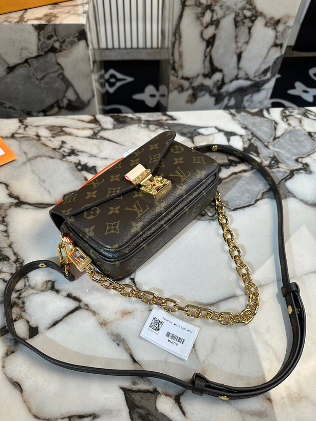 کیف زنانه برند Louis Vuitton
