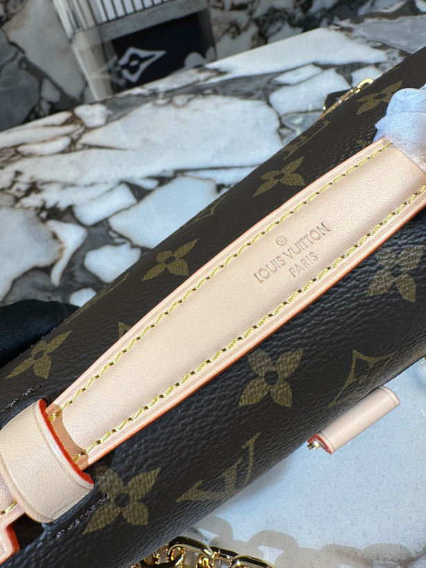 کیف زنانه برند Louis Vuitton