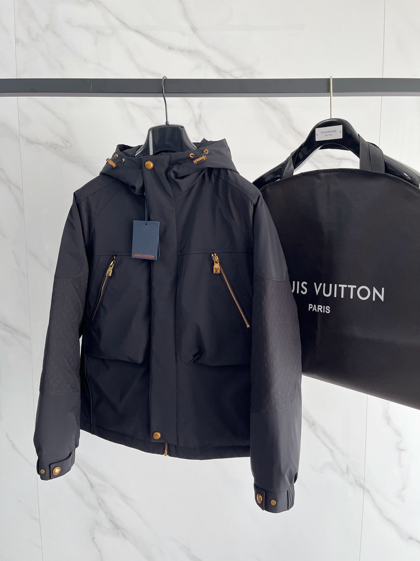 کاپشن مردانه برند Louis Vuitton