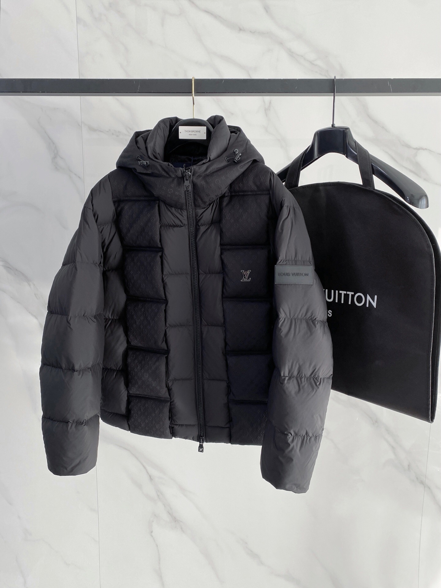 کاپشن مردانه برند Louis Vuitton