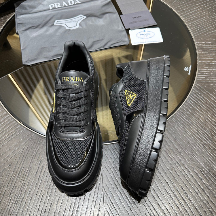 کفش کتانی مردانه برند prada
