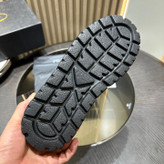 کفش کتانی مردانه برند prada
