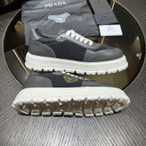 کفش کتانی مردانه برند prada