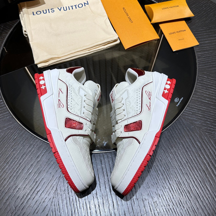 اسنیکر مردانه برند Louis Vuitton