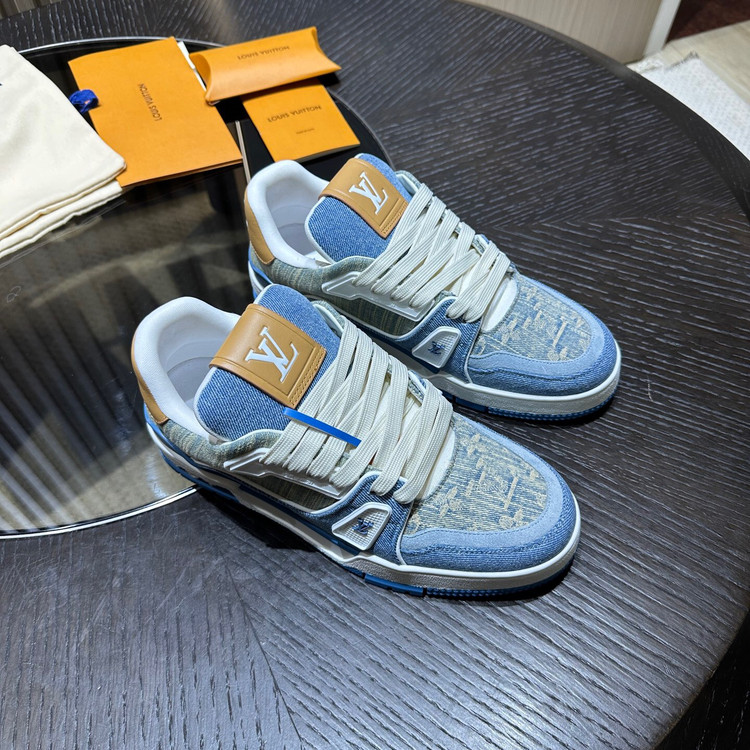 اسنیکر مردانه برند Louis Vuitton