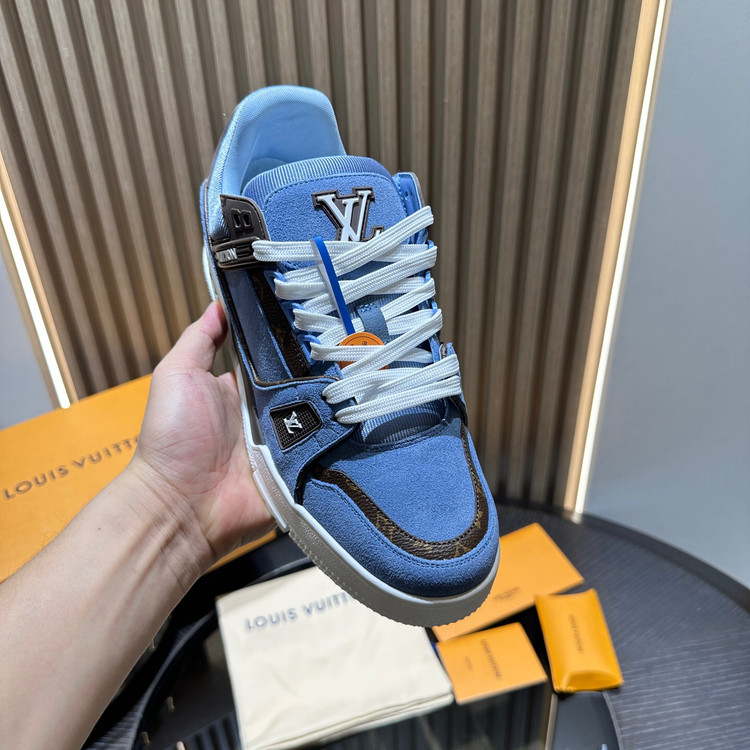 اسنیکر مردانه برند Louis Vuitton