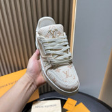 اسنیکر مردانه برند Louis Vuitton