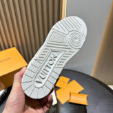 اسنیکر مردانه برند Louis Vuitton
