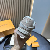 اسنیکر مردانه برند Louis Vuitton