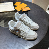 اسنیکر مردانه برند Louis Vuitton