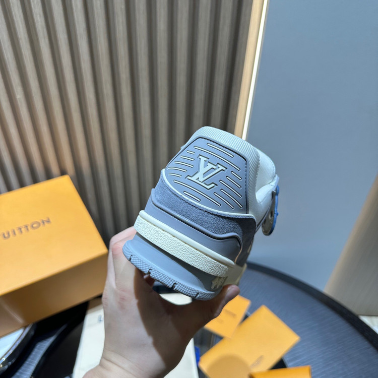 اسنیکر مردانه برند Louis Vuitton