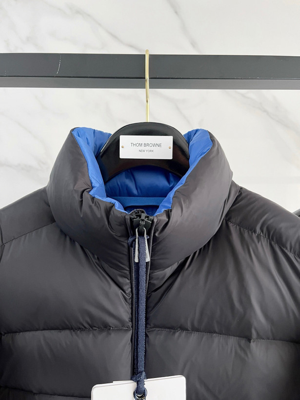 کاپشن مردانه برند Moncler