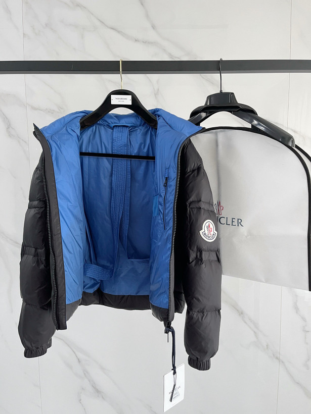 کاپشن مردانه برند Moncler