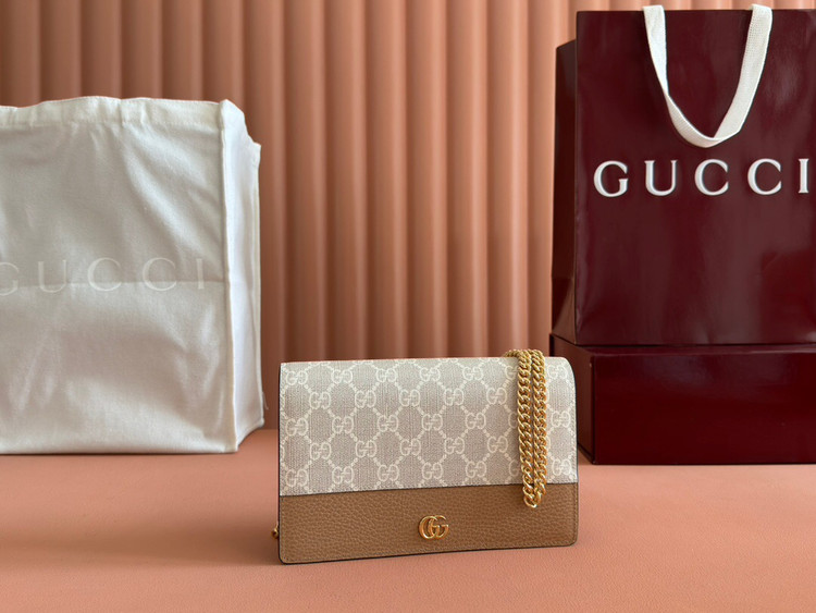 کیف زنانه برند Gucci مدل Marmont