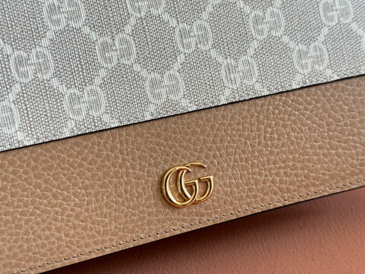 کیف زنانه برند Gucci مدل Marmont